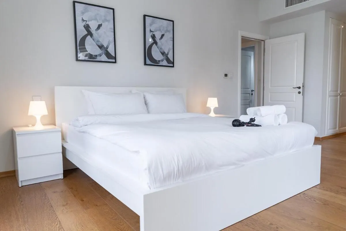 別荘 ドバイ Stylish Pad Right By The Beachヴィラ