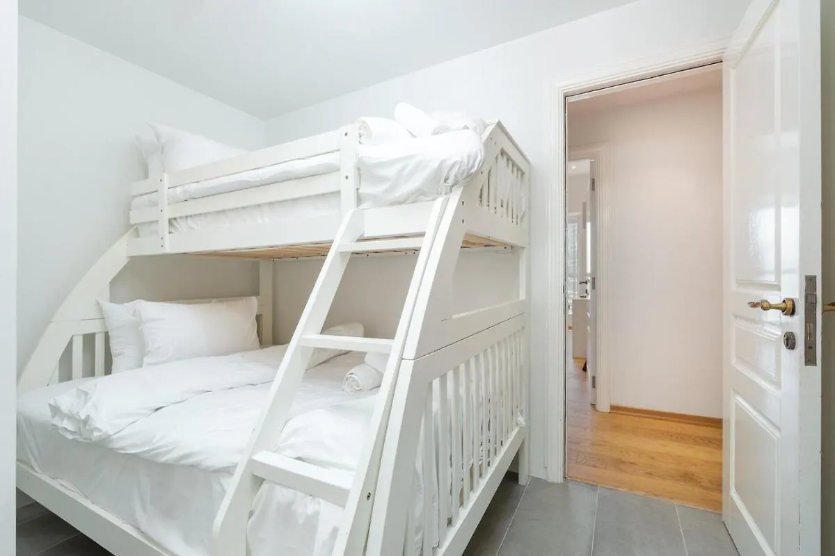 ドバイ Stylish Pad Right By The Beachヴィラ アラブ首長国連邦