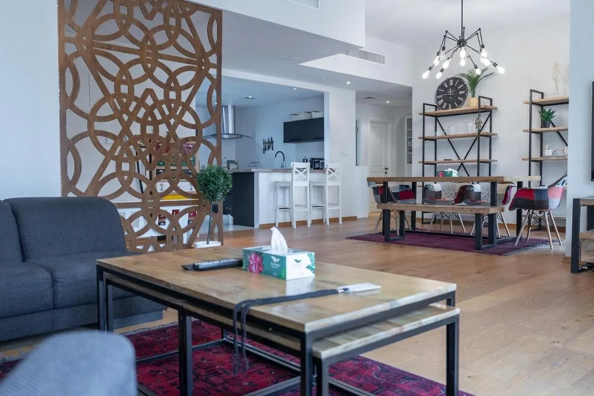 ドバイ Stylish Pad Right By The Beachヴィラ 別荘