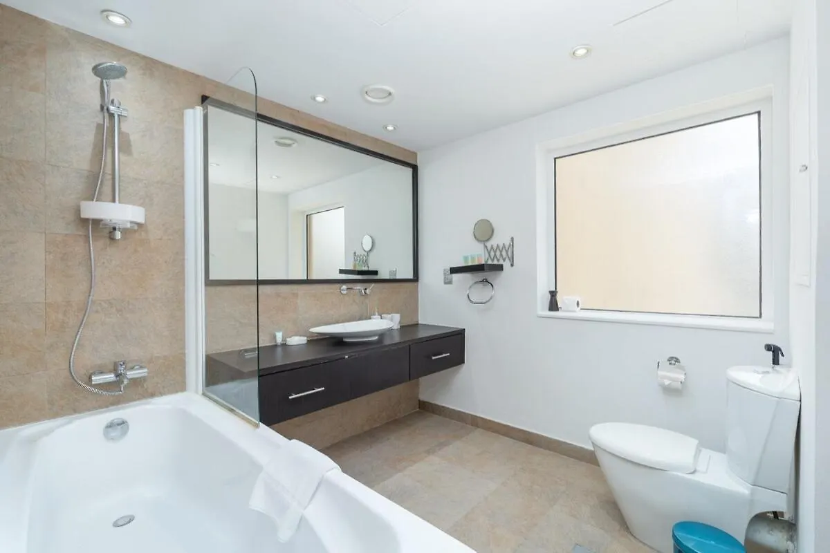 הוילה דובאי Stylish Pad Right By The Beach בית נופש